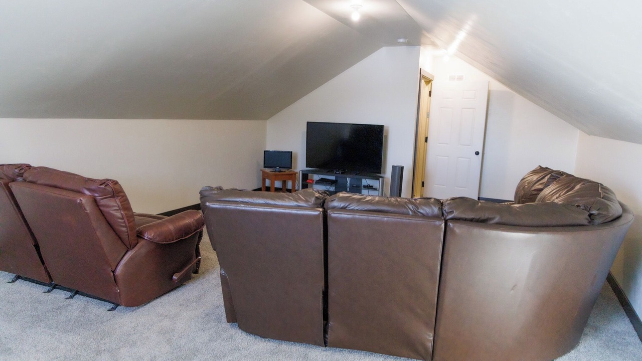 Photo of Livingroom in Two Rivers