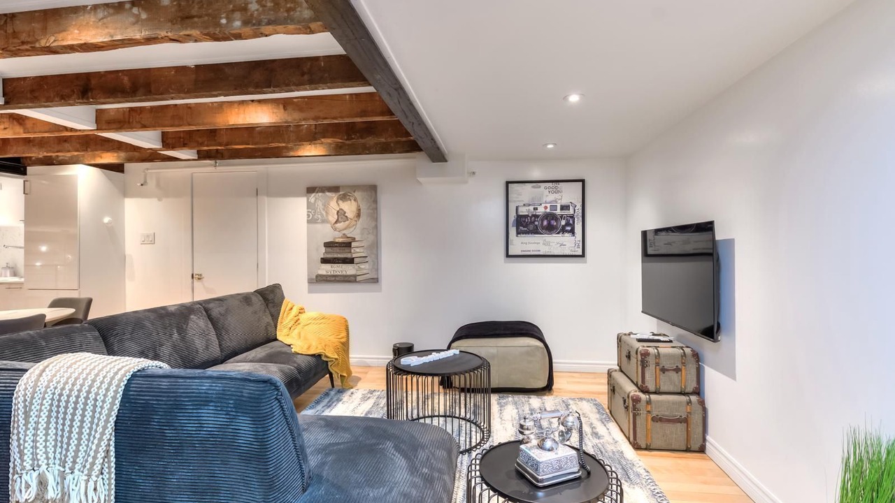 Photo of Livingroom in Old Montreal