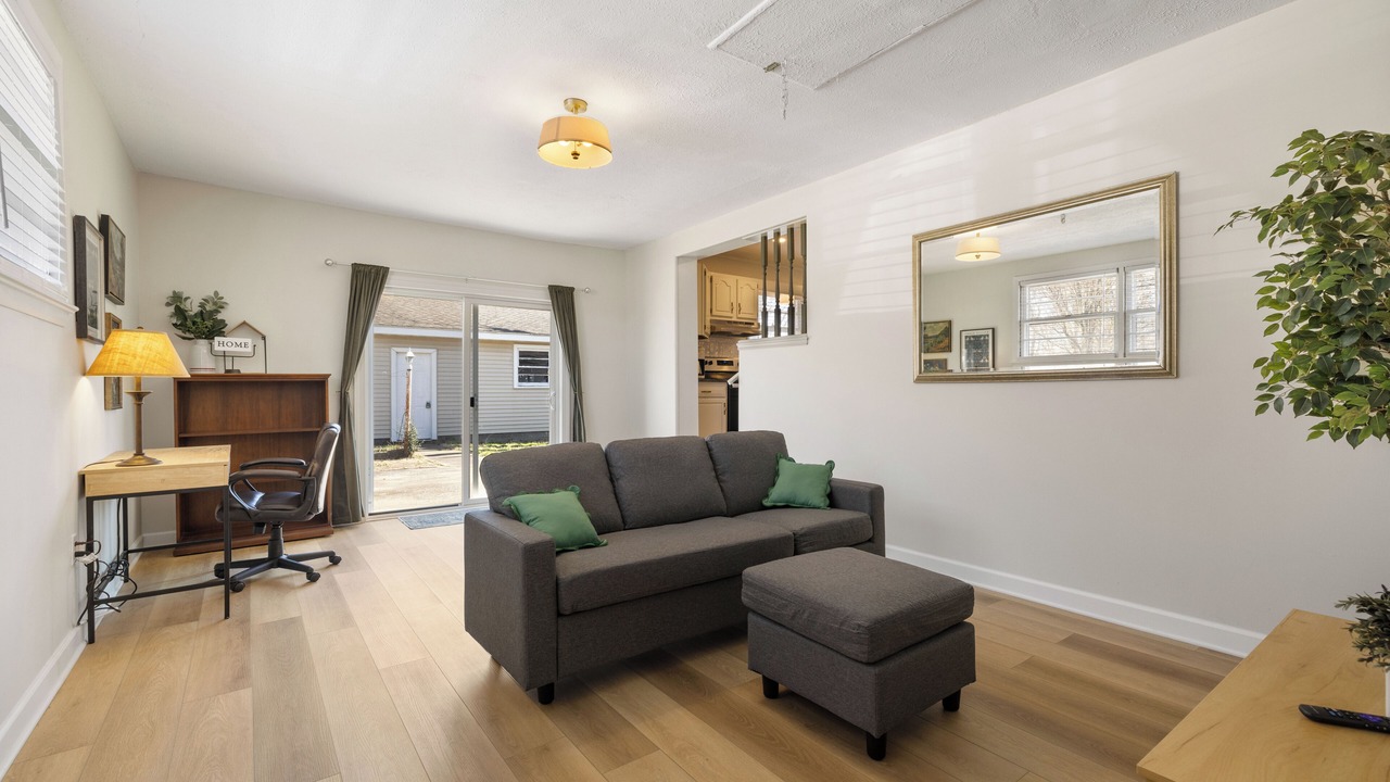 Photo of Livingroom in Hendron