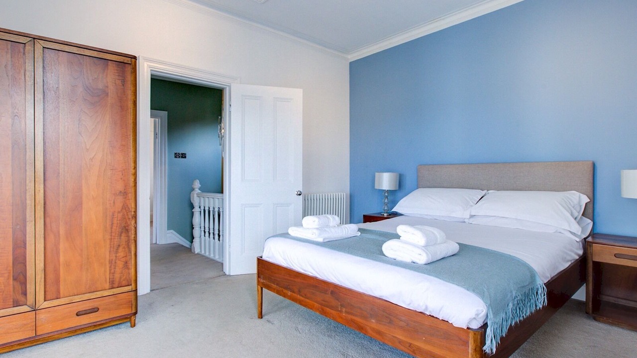 Photo of Bedroom in Leigh-on-Sea