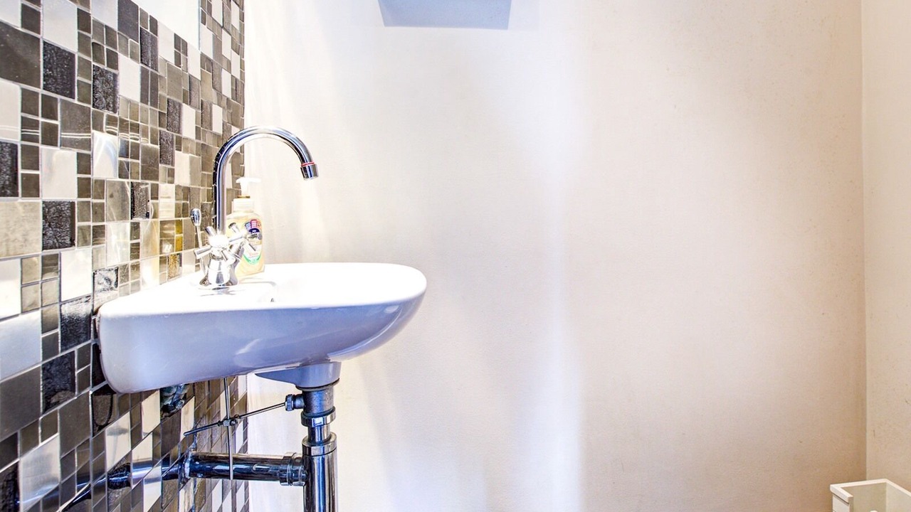 Photo of Bathroom in Leigh-on-Sea