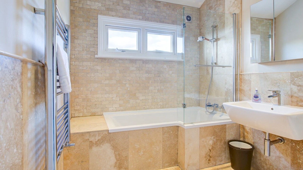 Photo of Bathroom in Leigh-on-Sea
