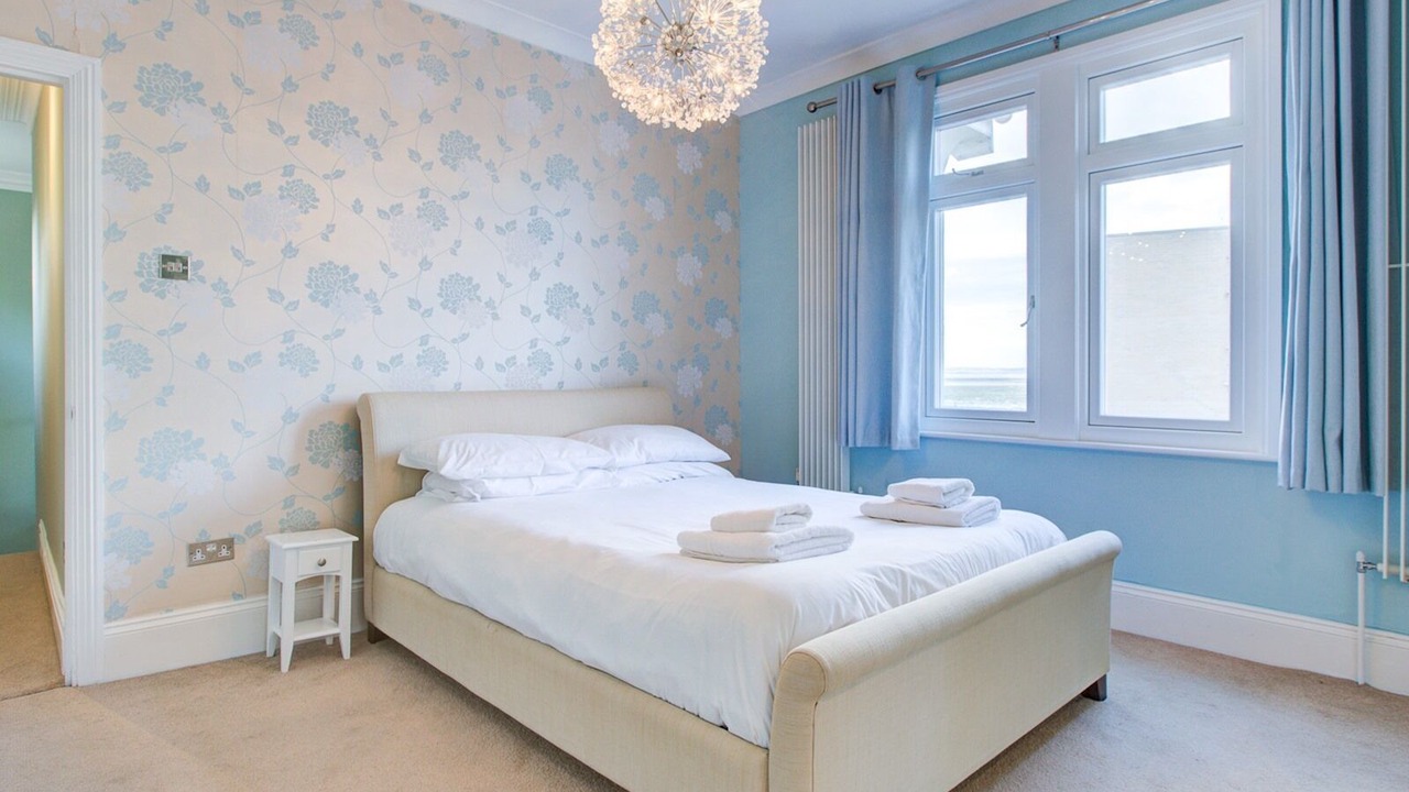 Photo of Bedroom in Leigh-on-Sea