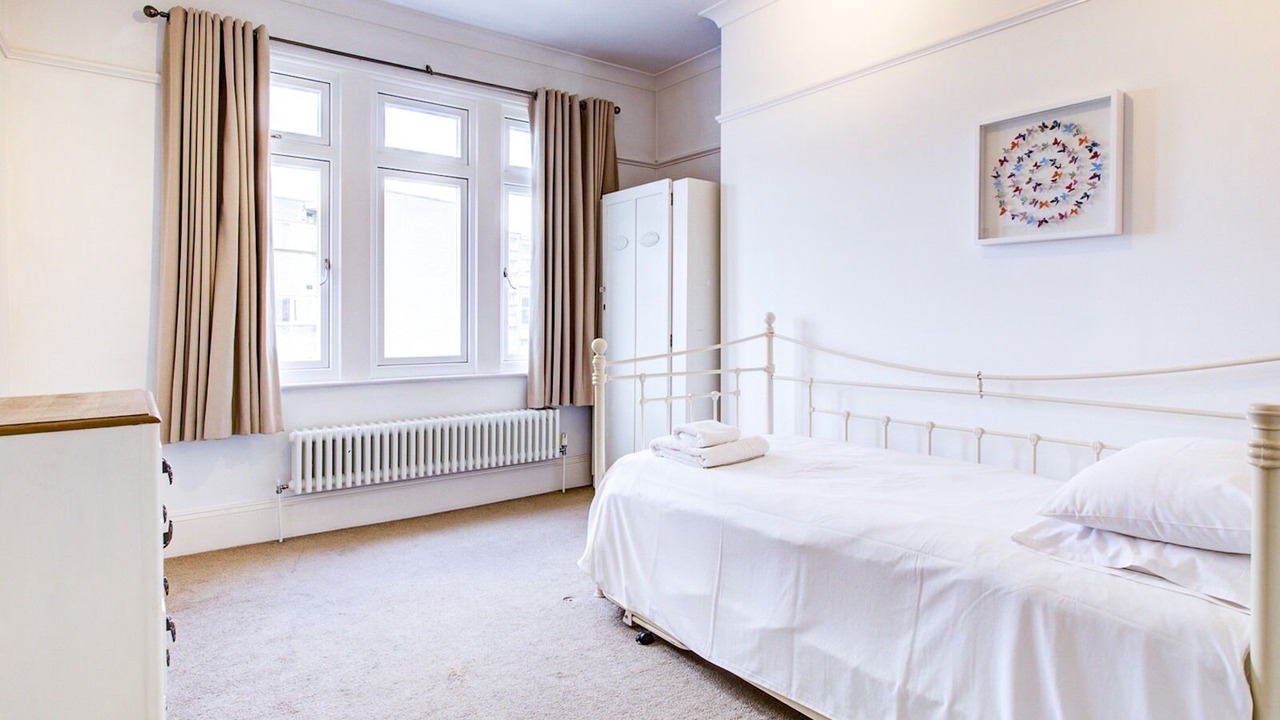 Photo of Bedroom in Leigh-on-Sea