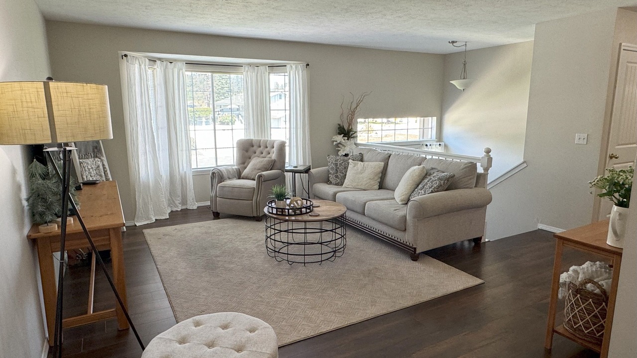 Photo of Livingroom in Fairwood