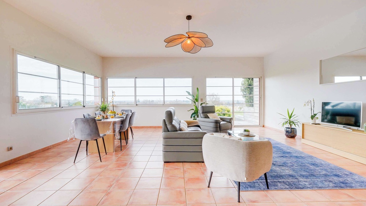 Photo of Livingroom in Camblanes-et-Meynac