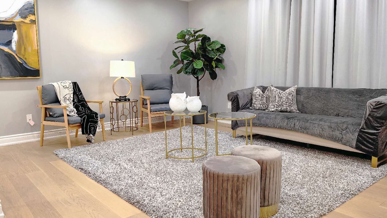 Photo of Livingroom in Ajax
