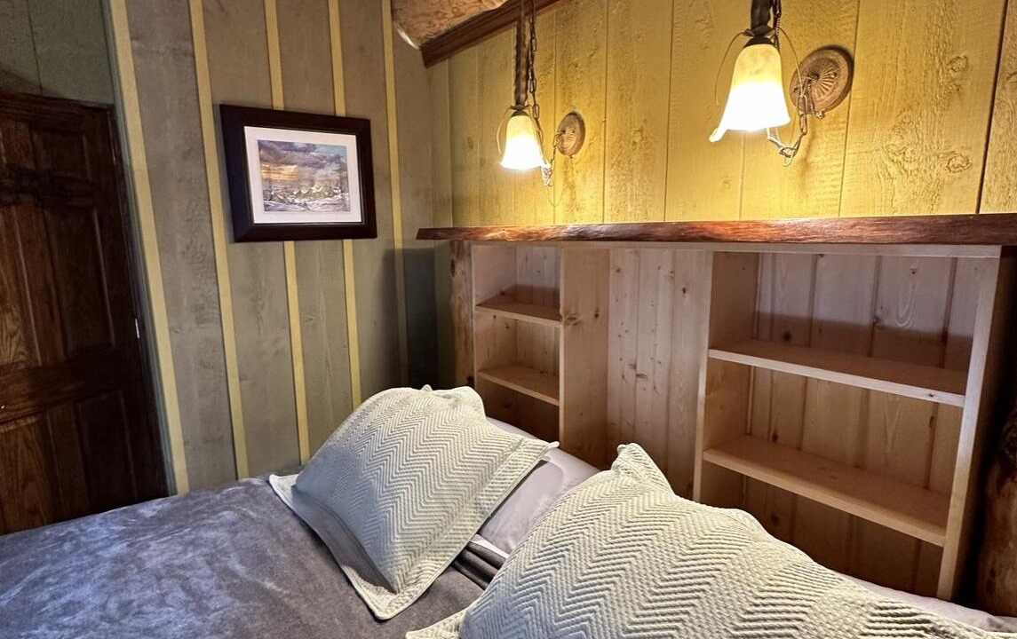 Photo of Bedroom in Crawford Bay