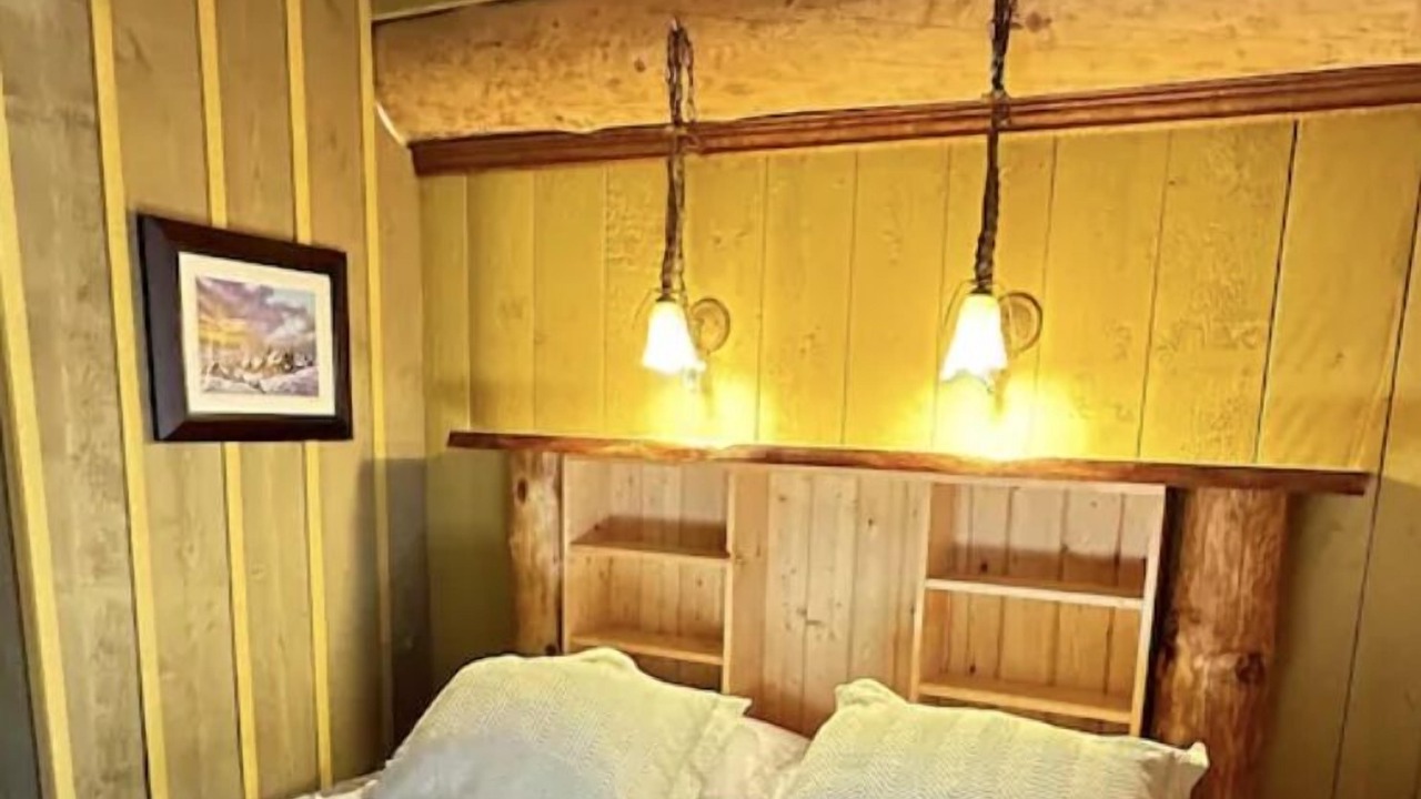 Photo of Bedroom in Crawford Bay