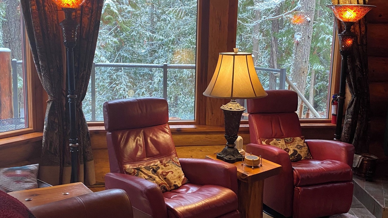 Photo of Livingroom in Crawford Bay