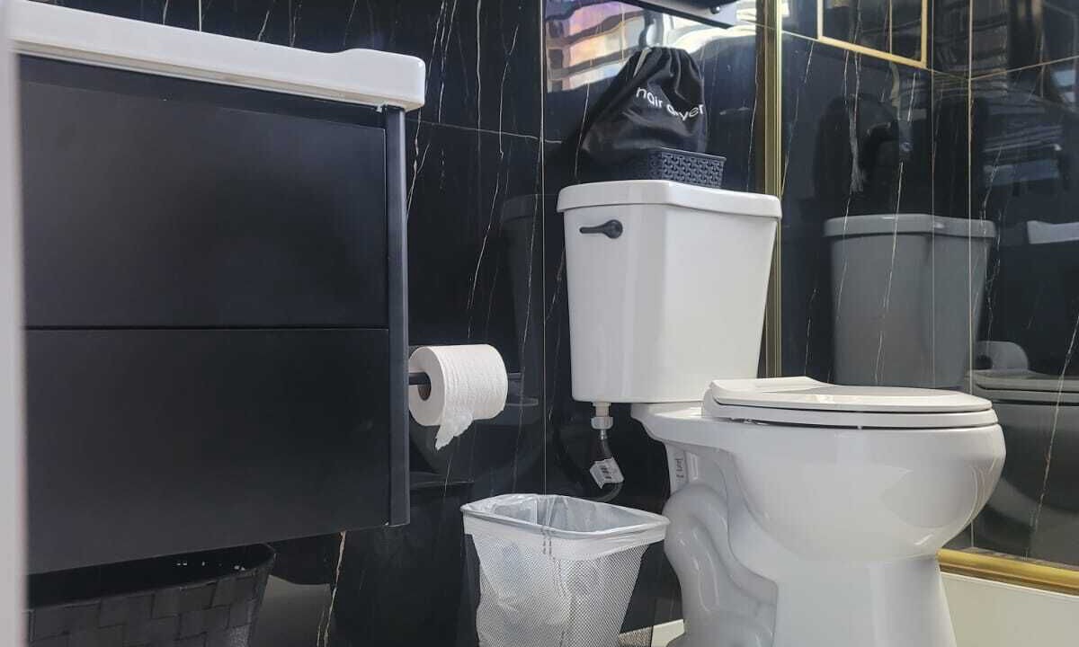 Photo of Bathroom in Carcel