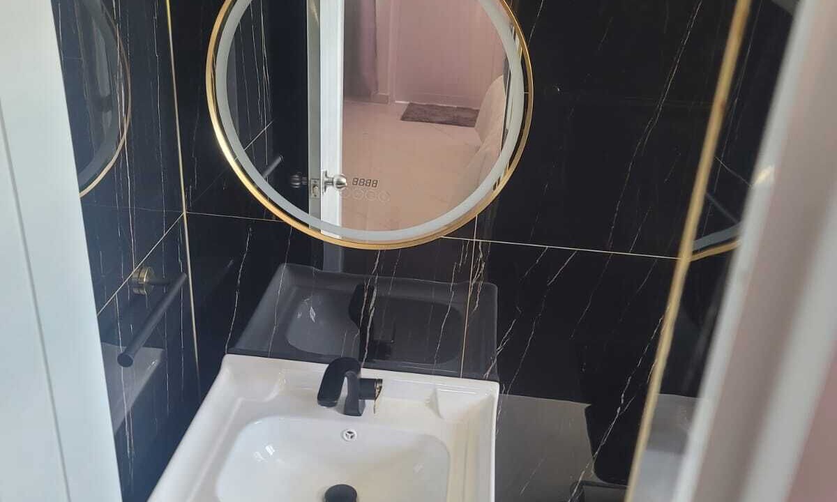 Photo of Bathroom in Carcel
