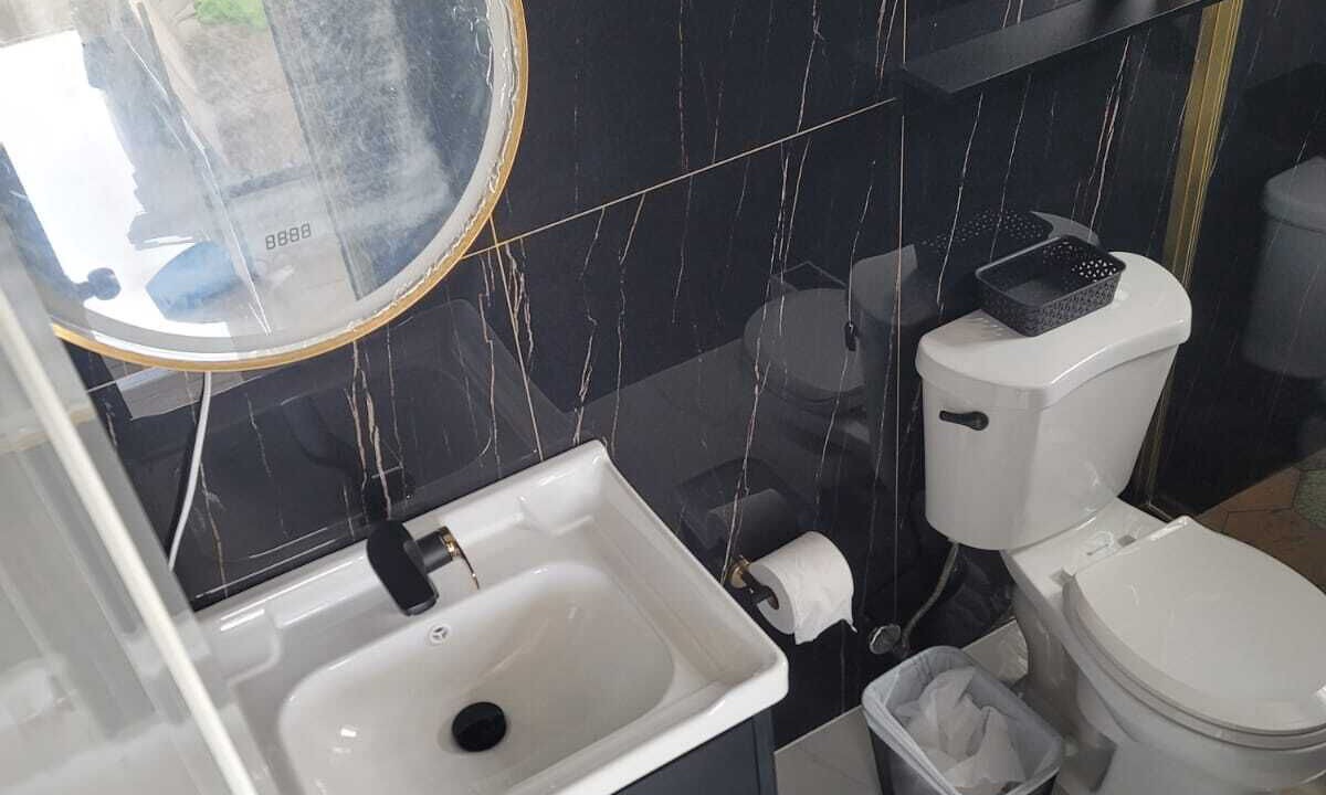 Photo of Bathroom in Carcel