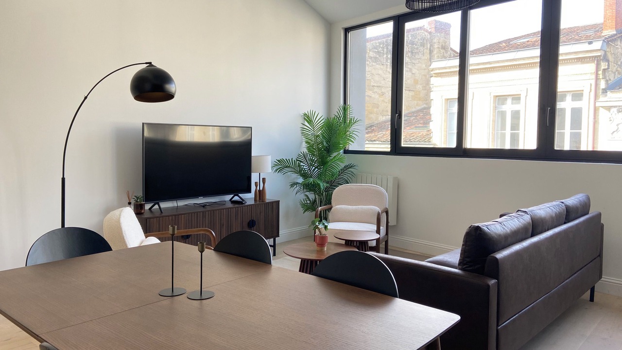Photo of Livingroom in Bordeaux Golden Triangle