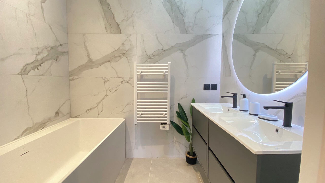 Photo of Bathroom in Bordeaux Golden Triangle