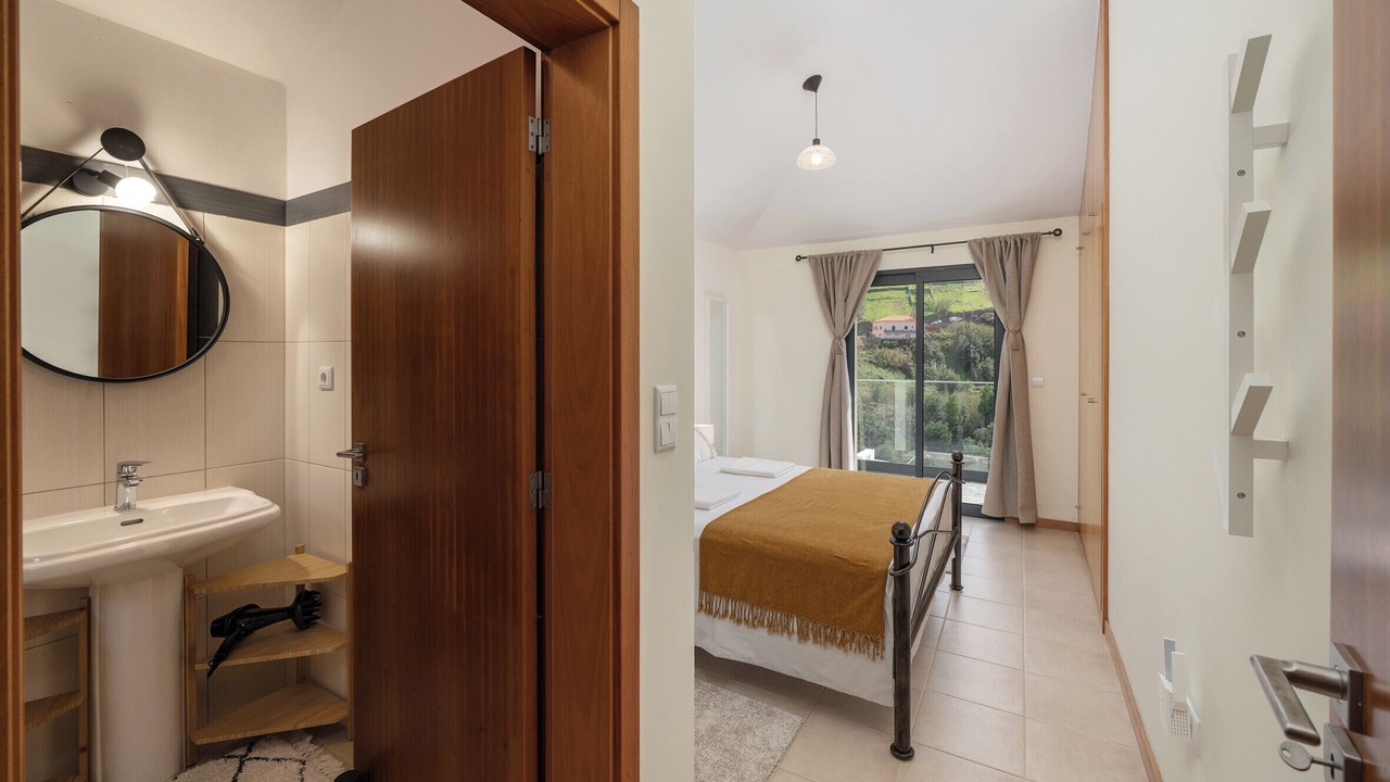 Photo of Bedroom in Arco da Calheta
