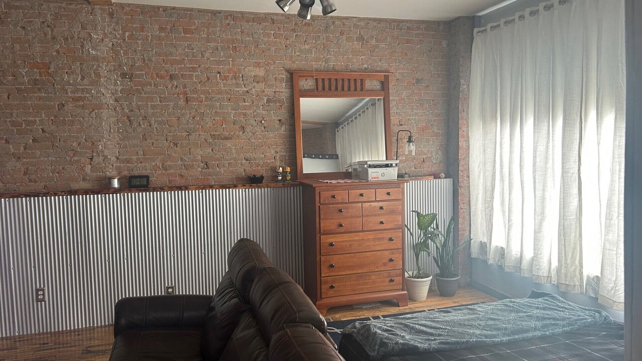 Photo of Bedroom in Laurel