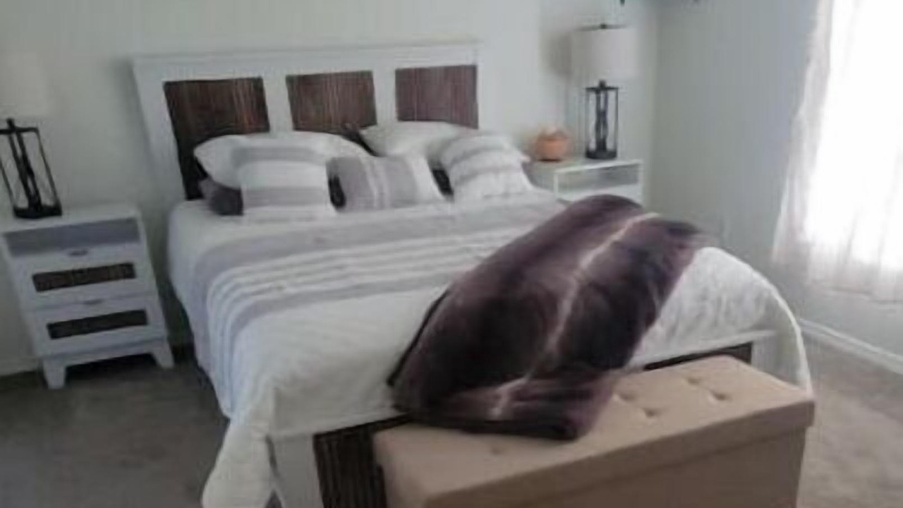 Photo of Bedroom in Los Alamos