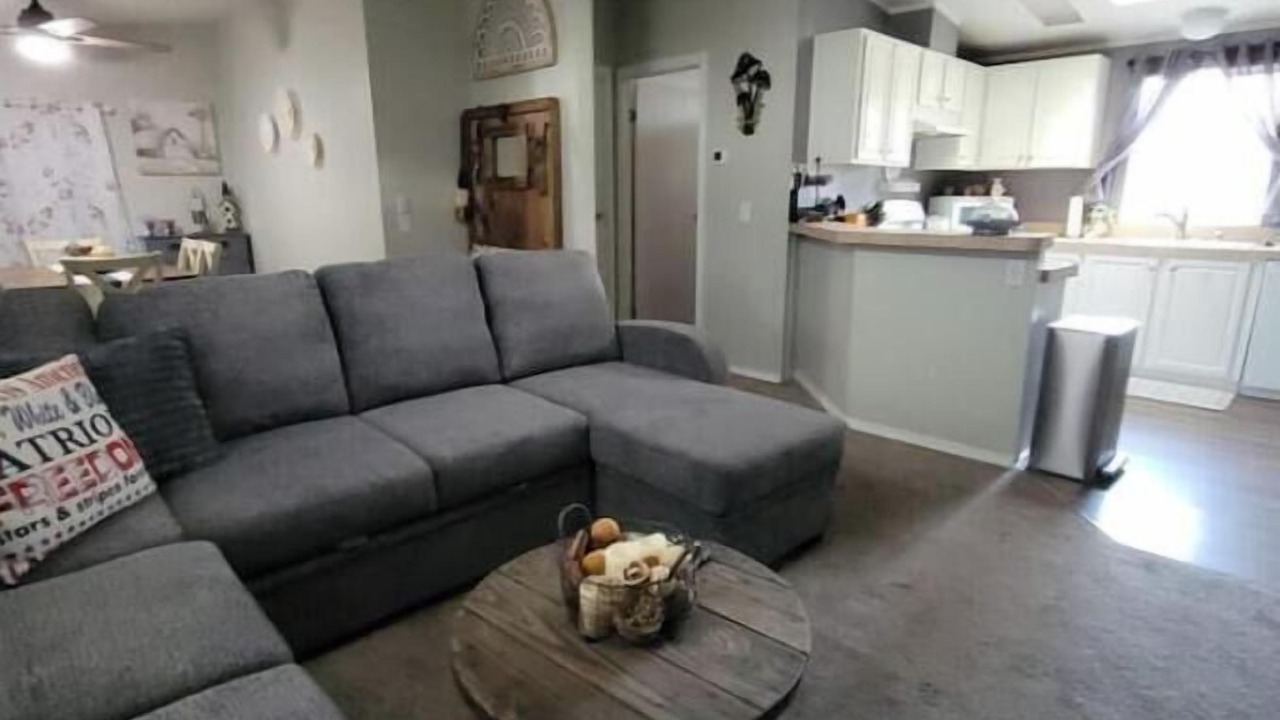 Photo of Livingroom in Los Alamos