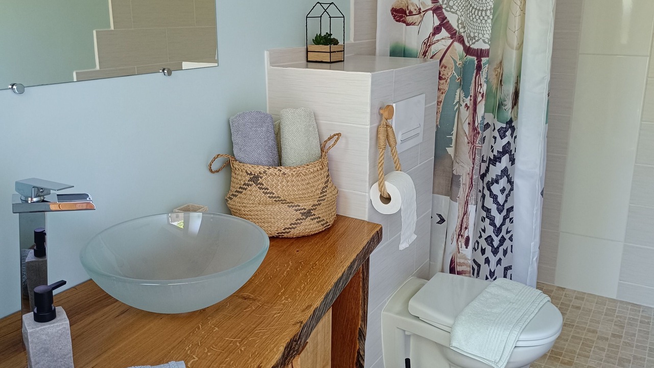 Photo of Bathroom in Bouce