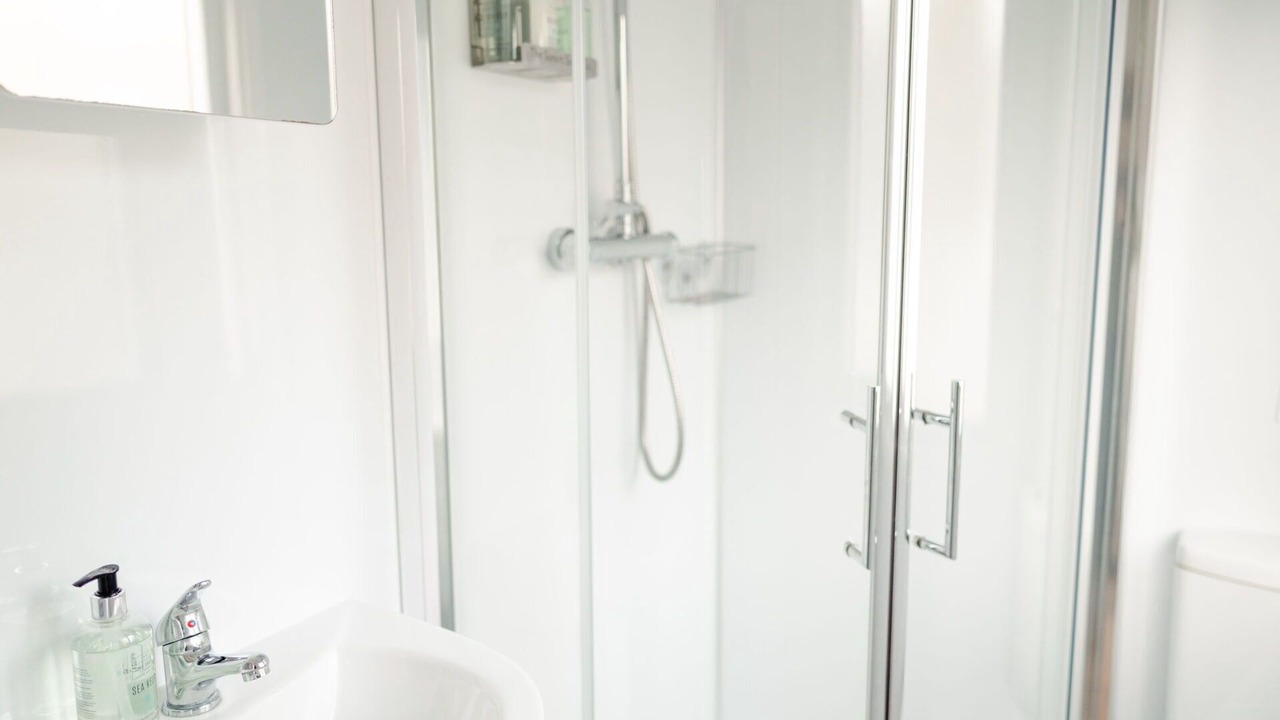 Photo of Bathroom in Boat of Garten