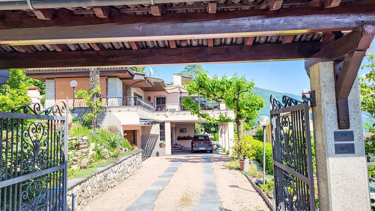 Photo of Patio Balcony in Besazio