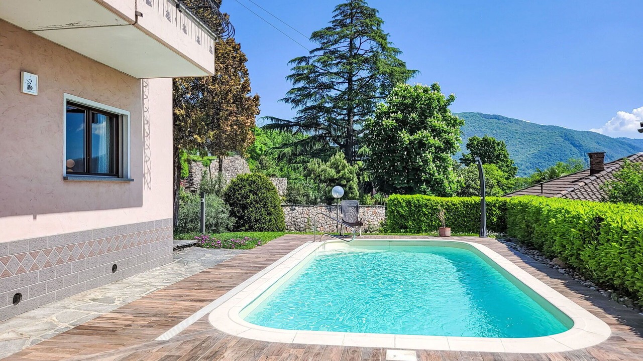 Photo of Outdoor in Besazio