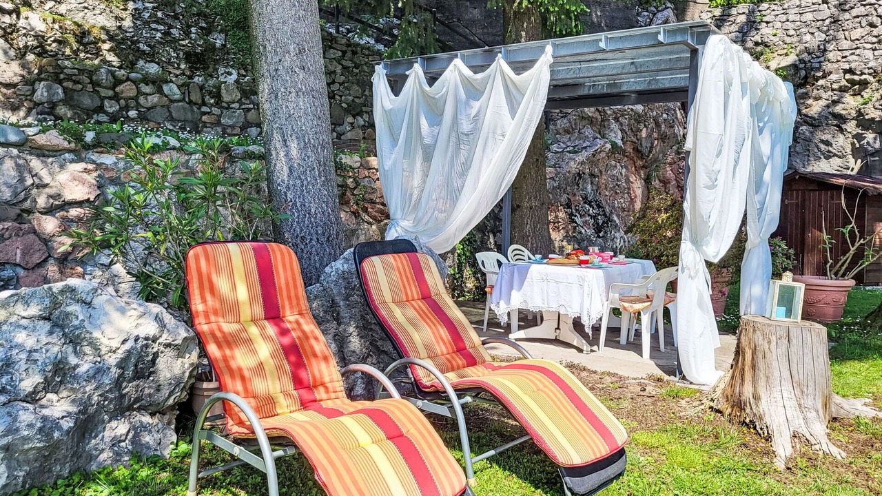 Photo of Outdoor in Besazio