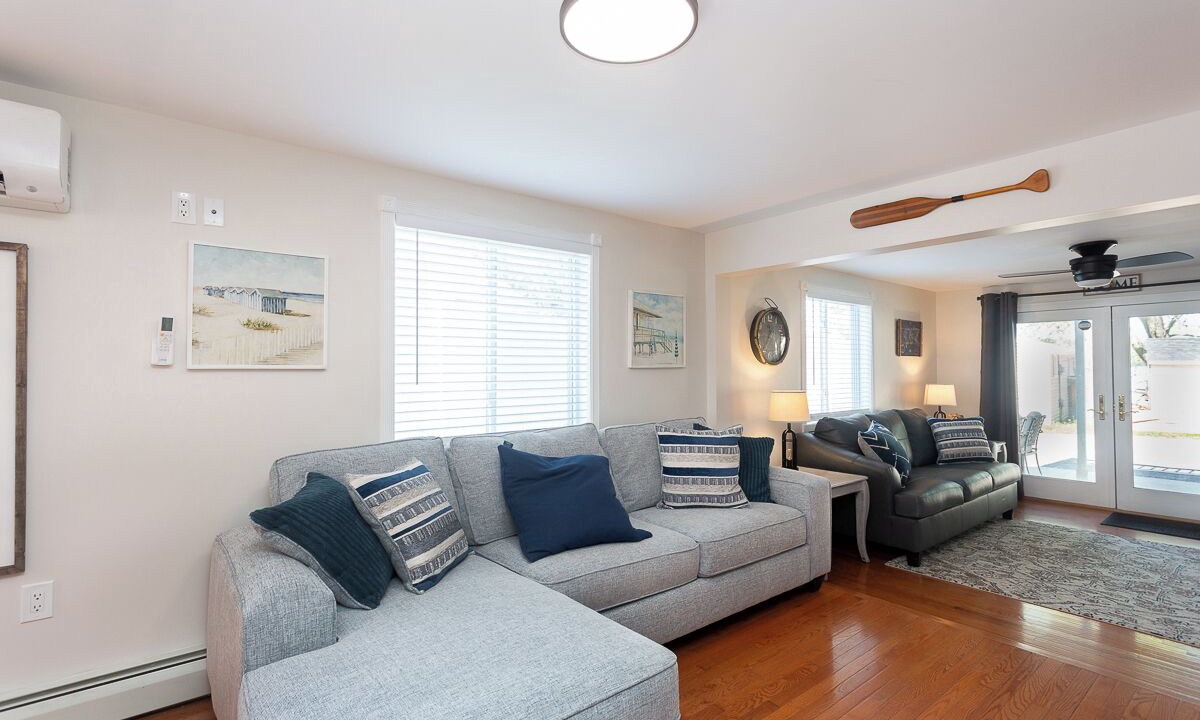 Photo of Livingroom in Conesus