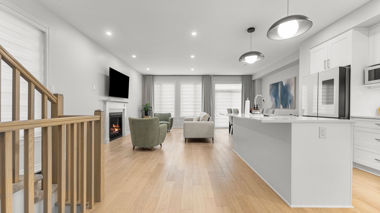 Photo of Livingroom in Ottawa Division
