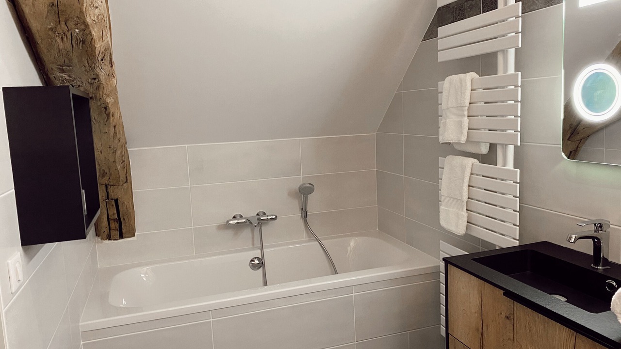 Photo of Bathroom in Savigny-les-Beaune
