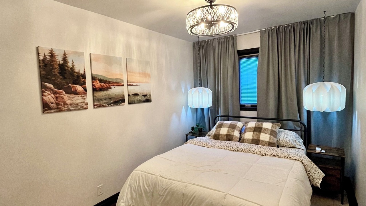 Photo of Bedroom in Southeast Calgary