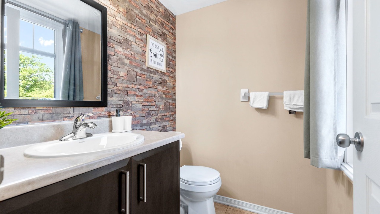 Photo of Bathroom in Ledbury - Heron Gate - Ridgemont - Elmwood