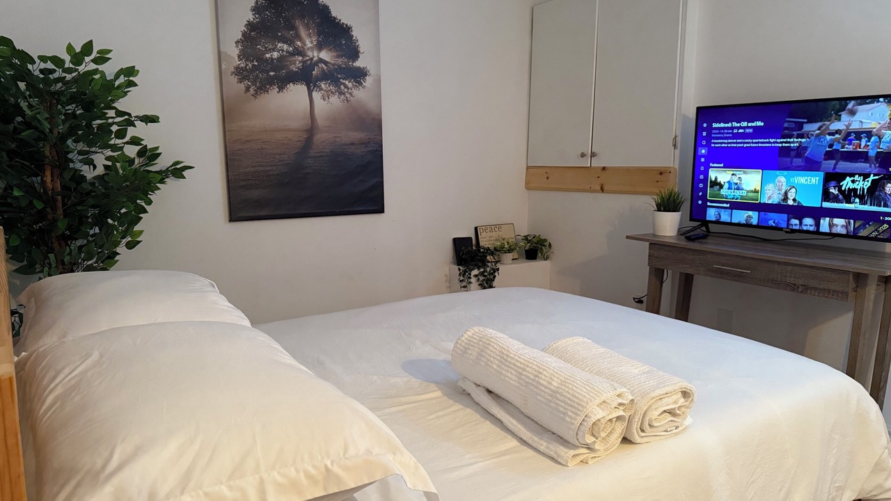 Photo of Bedroom in Alderwood