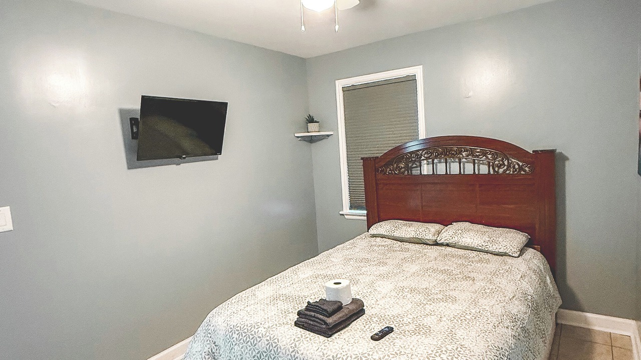 Photo of Bedroom in Kenner - Louis Armstrong International Airport