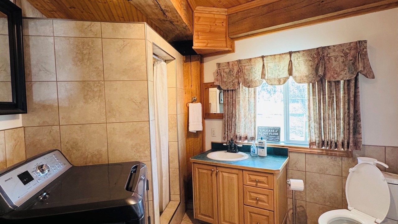 Photo of Bathroom in Bonnyville