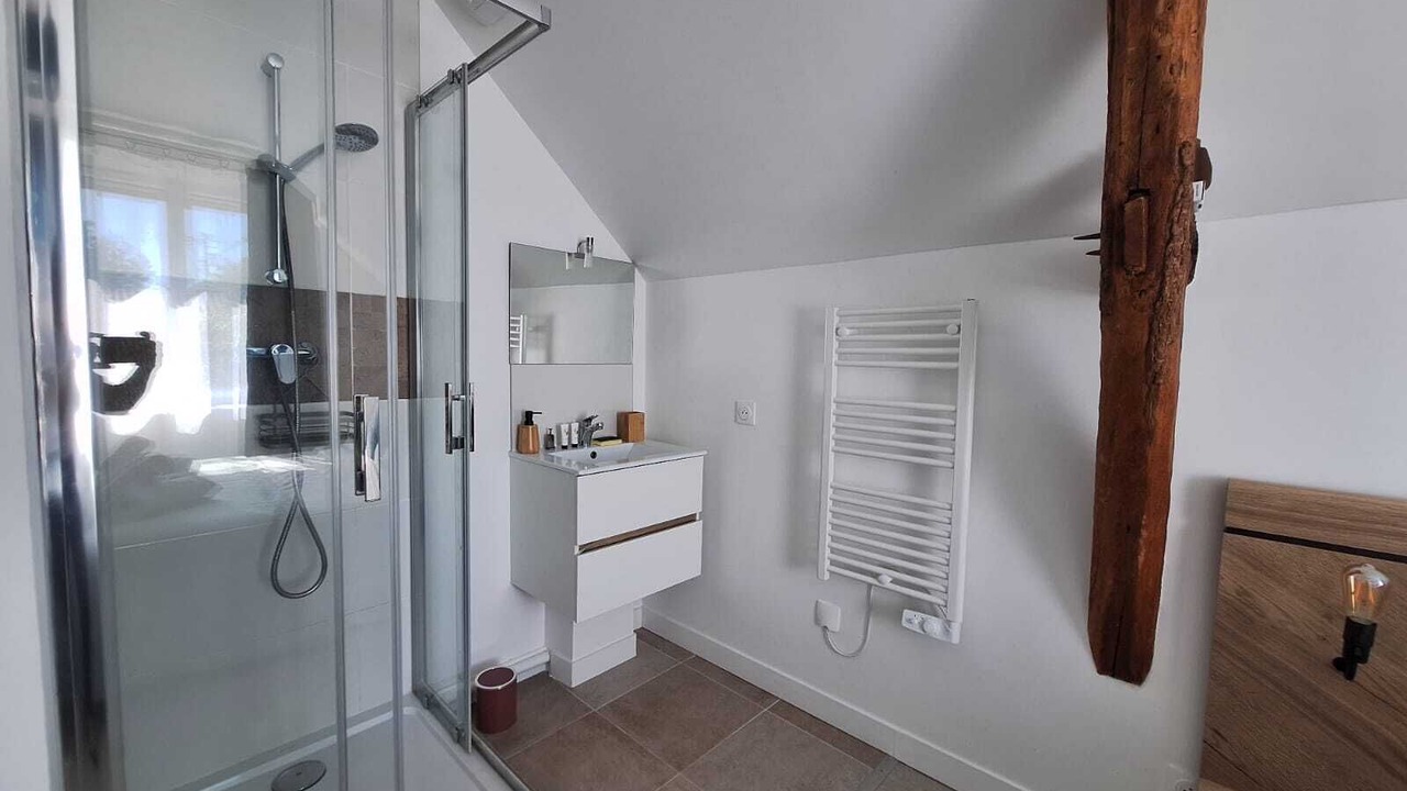 Photo of Bathroom in La Grande-Paroisse