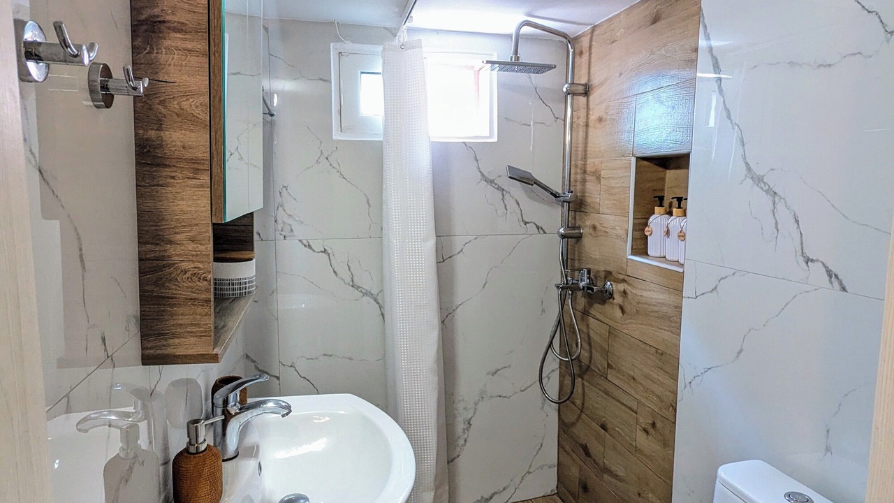Photo of Bathroom in Ano Poli