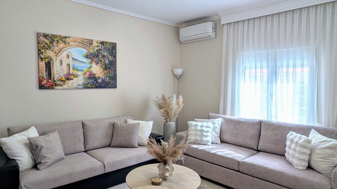 Photo of Livingroom in Ano Poli