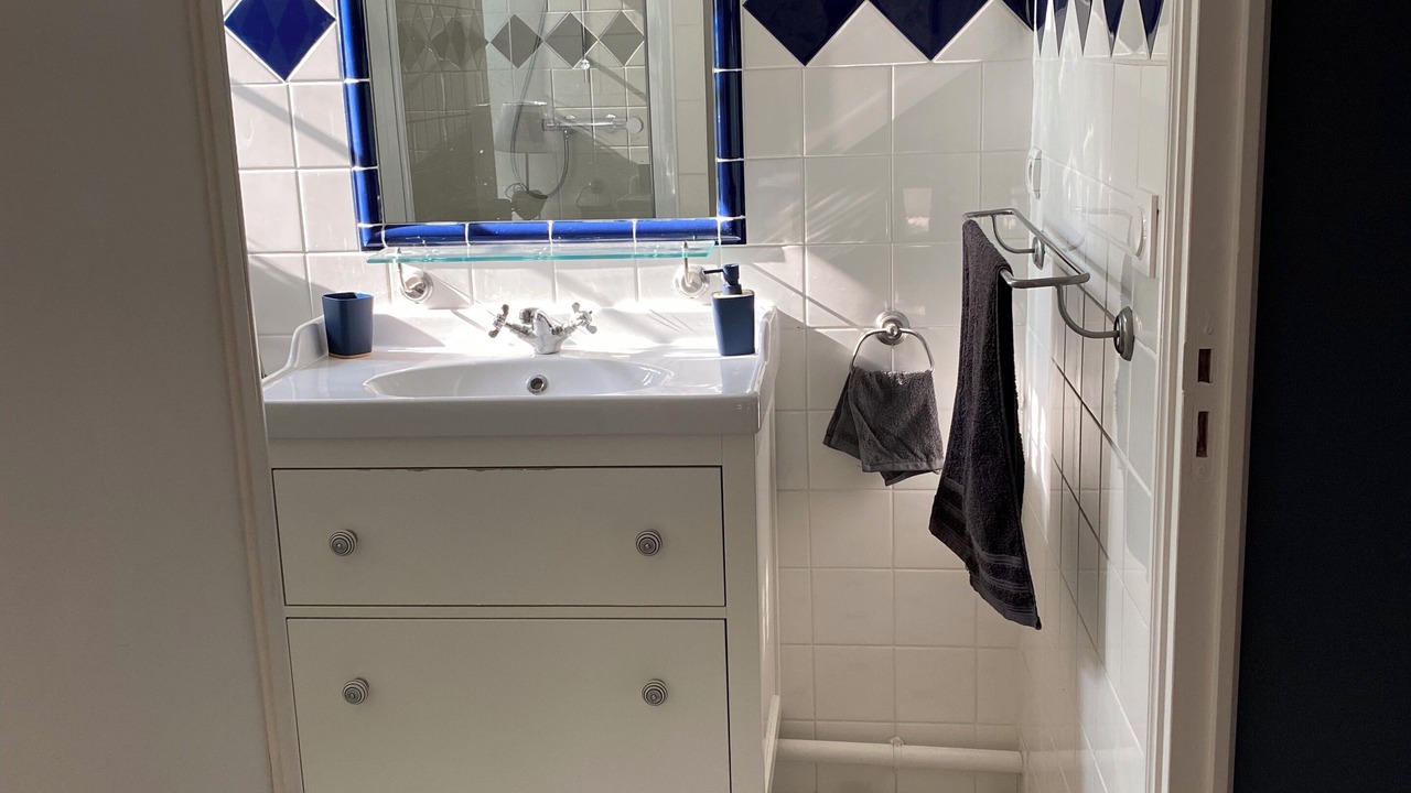 Photo of Bathroom in Tailly