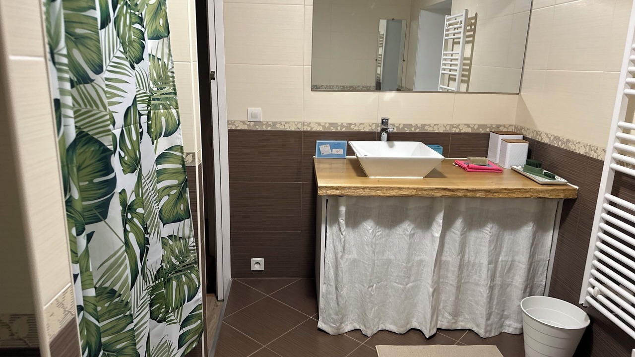 Photo of Bathroom in Caudebronde