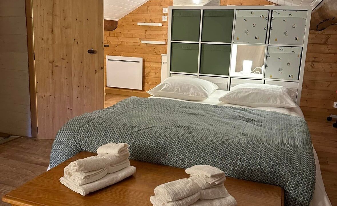 Photo of Bedroom in Caudebronde