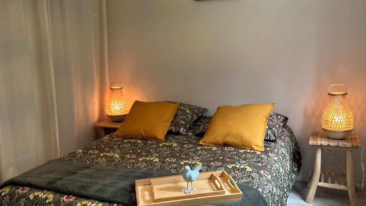 Photo of Bedroom in Caudebronde