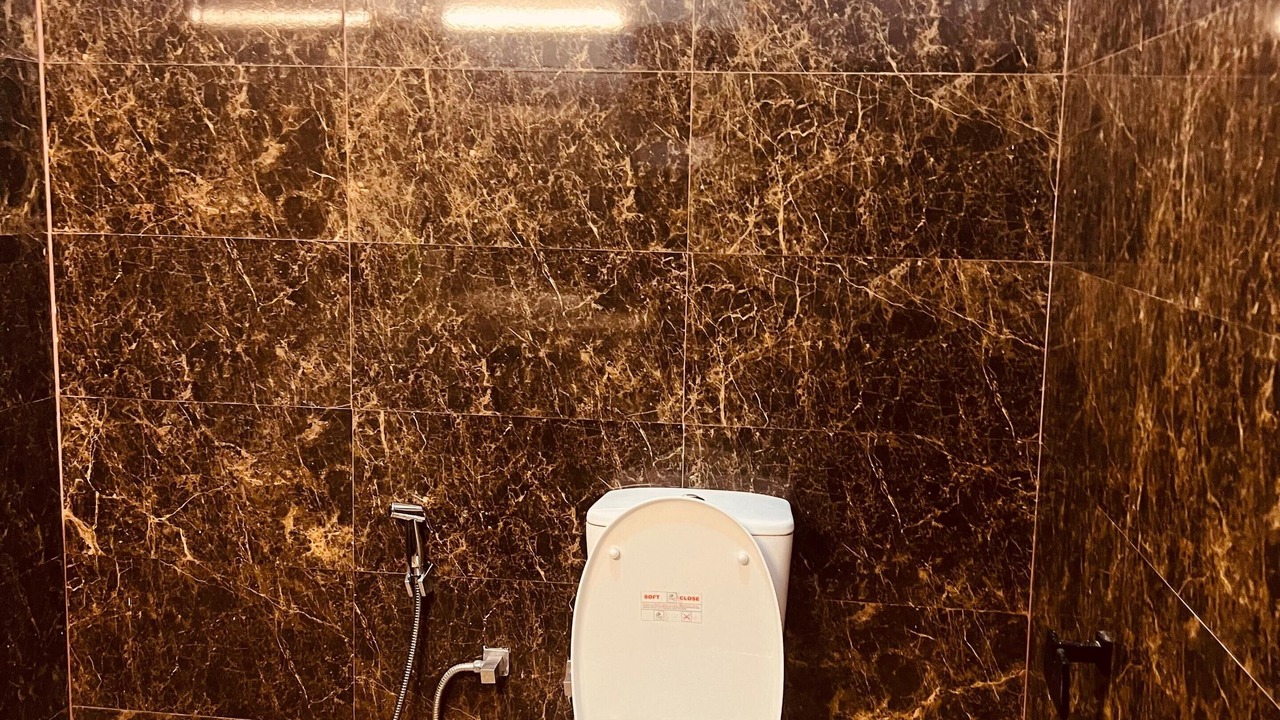 Photo of Bathroom in Sirimalwatta