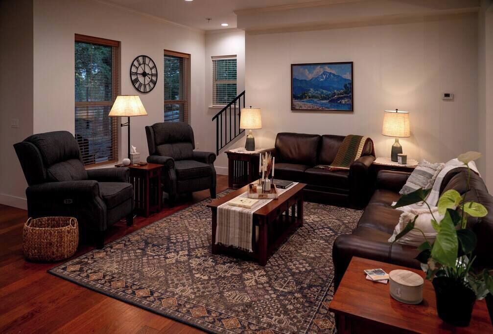 Photo of Livingroom in Harvard