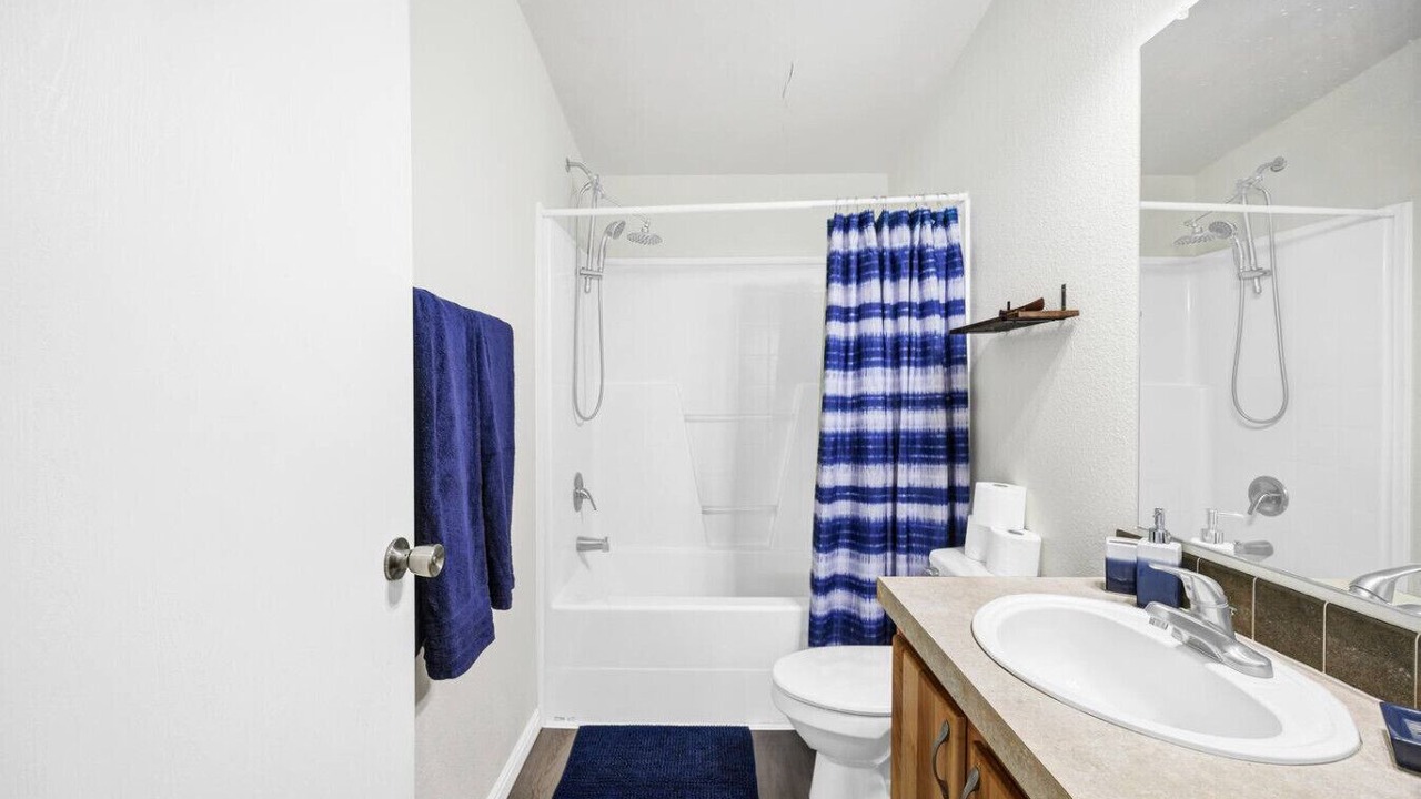 Photo of Bathroom in Sweetwater