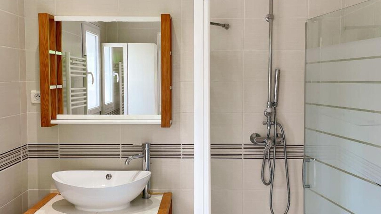 Photo of Bathroom in Chailles