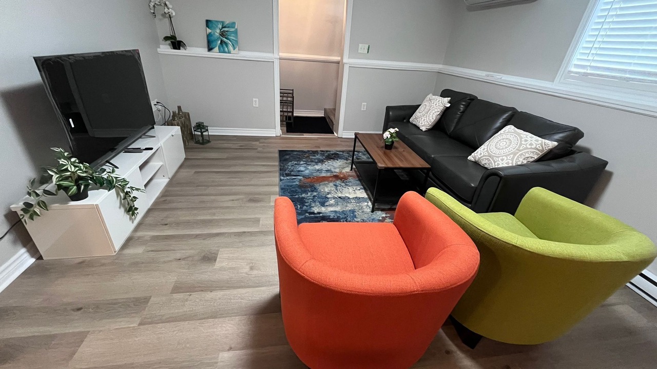 Photo of Livingroom in Dartmouth