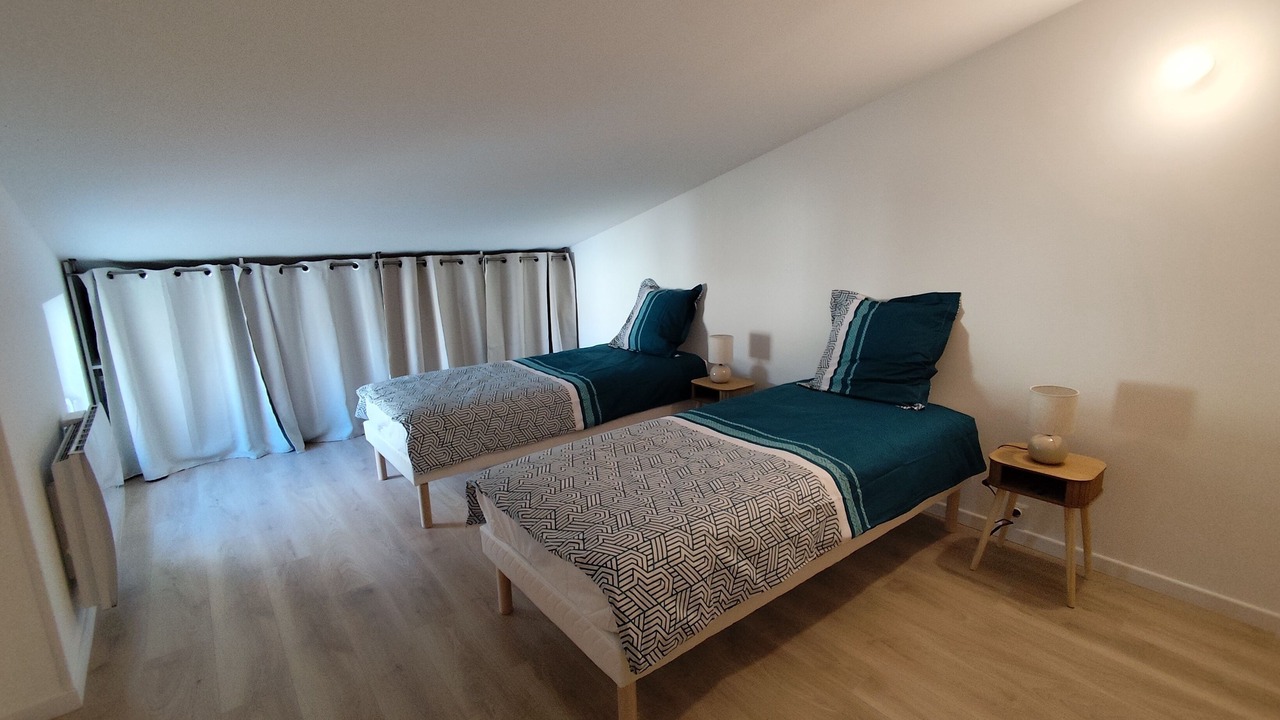 Photo of Bedroom in Loudun