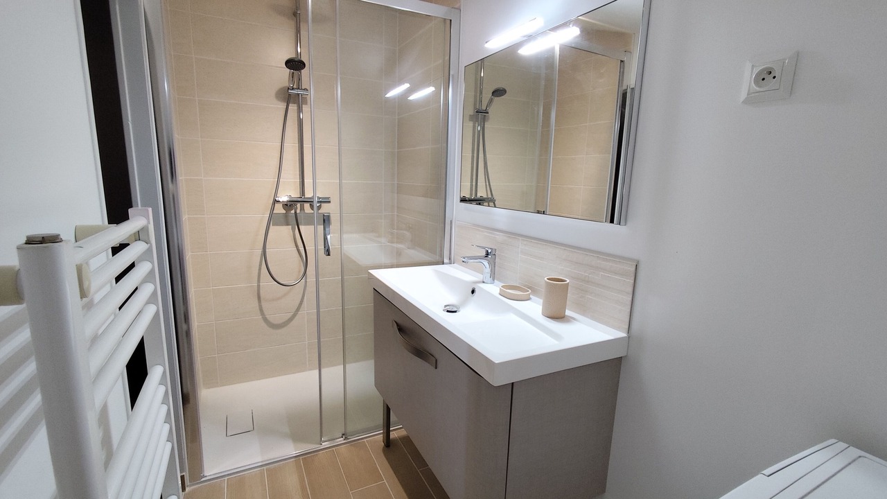 Photo of Bathroom in Loudun